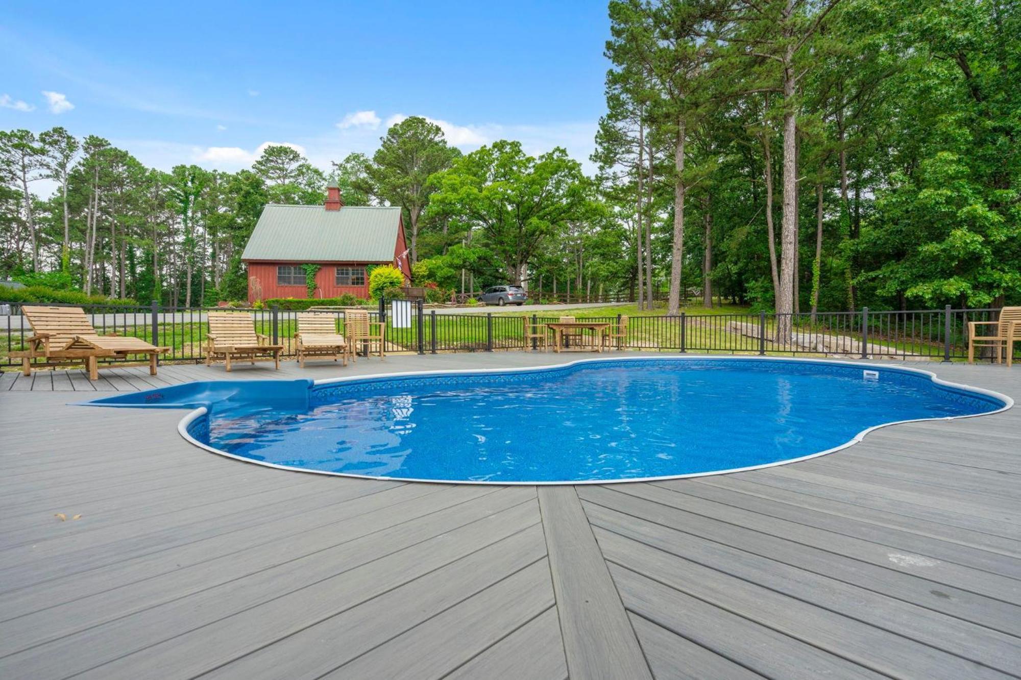 Persimmon Hollow With Gameroom Blue Eye Exterior photo